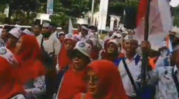 Ribuan Guru Kepung Monas: Menuntut Keadilan dalam Politik Kesejahteraan Pendidikan